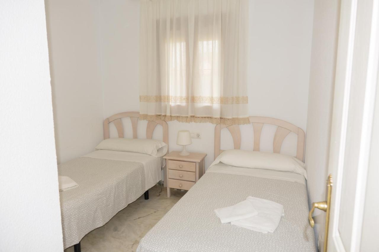 Apartamento Pink Mariposas Chiclana de la Frontera Dış mekan fotoğraf