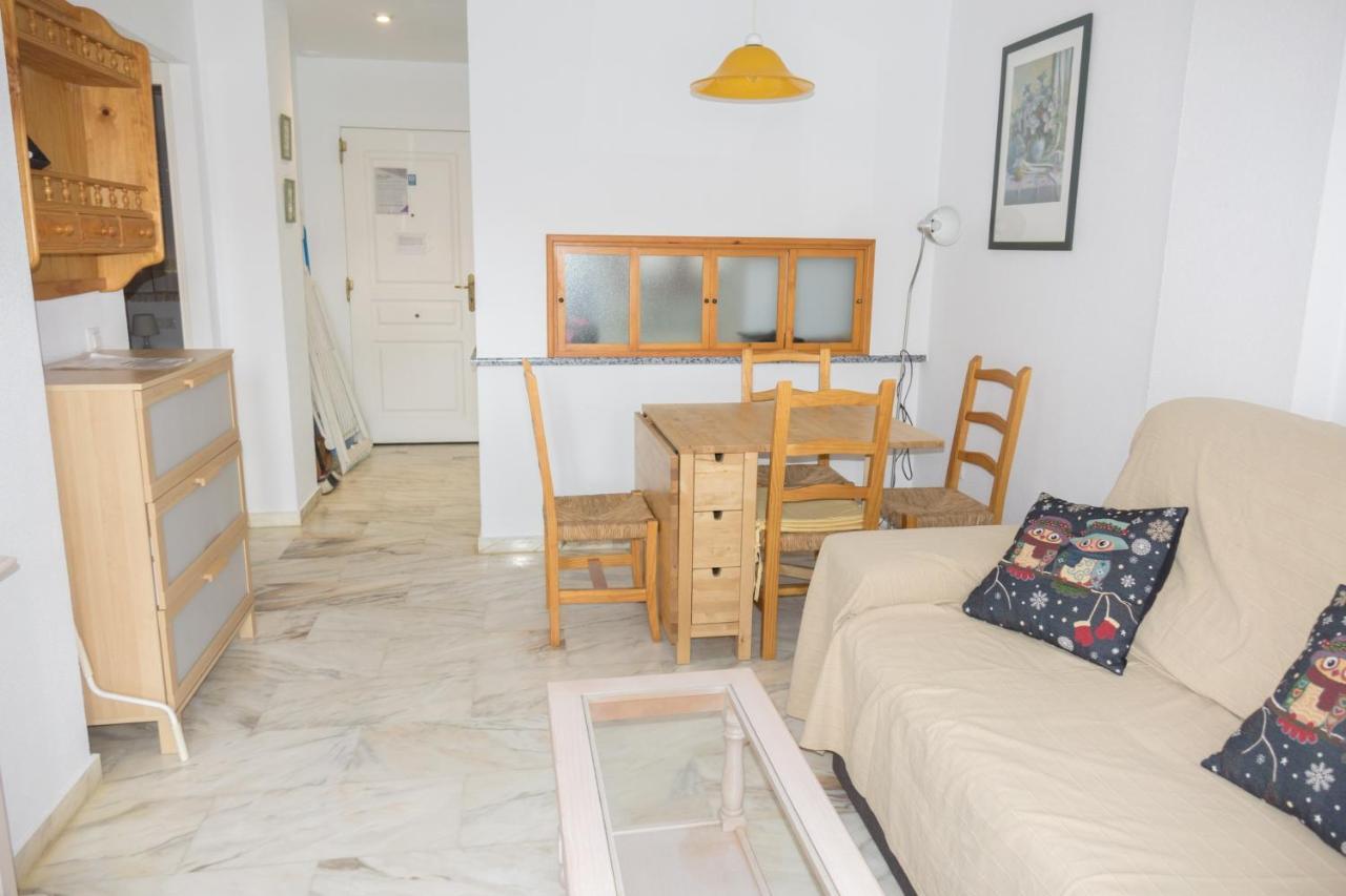 Apartamento Pink Mariposas Chiclana de la Frontera Dış mekan fotoğraf