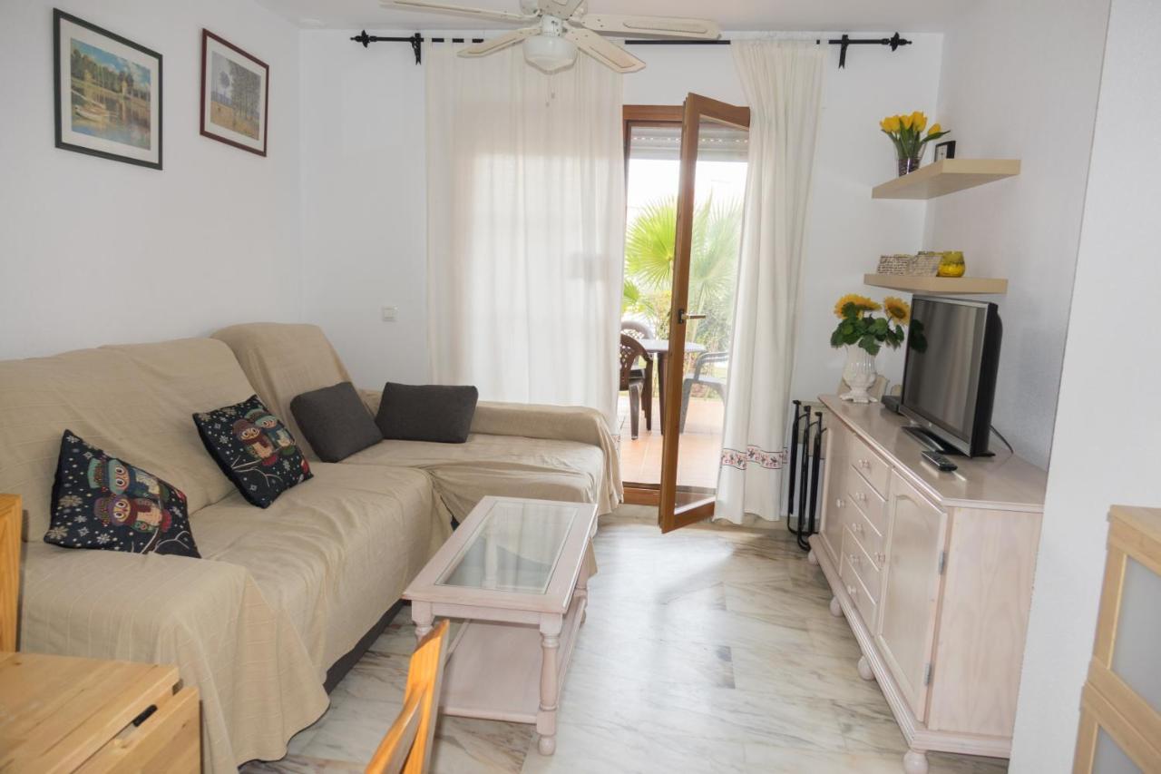 Apartamento Pink Mariposas Chiclana de la Frontera Dış mekan fotoğraf